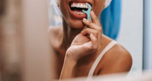 CMMA BLOG News | Pentingnya Flossing untuk Mencegah Penyakit Gusi, Serta Dapat Dijadikan Sebagai Pembersih Tambahan